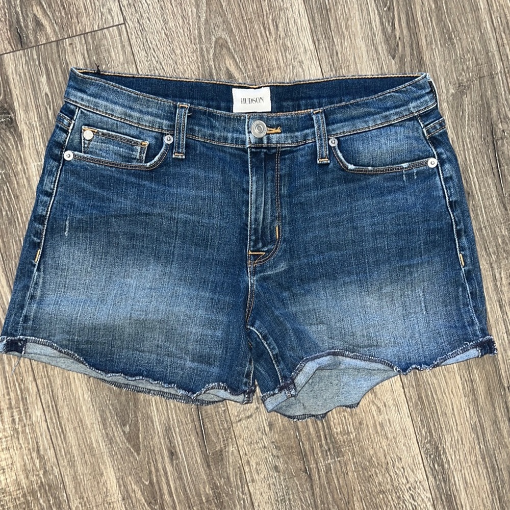 Hudson denim Jean shorts size 27 womens  zip fly flat pockets